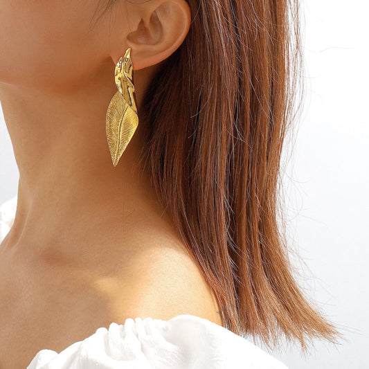 E1945ZA Geometric Irregular Distorted Leaf Earrings Exaggerated Cold Alloy Temperament Earrings Female
