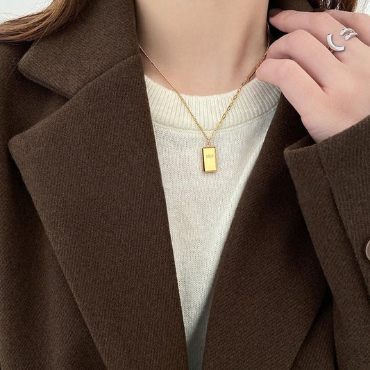 Lucky and rich small gold bar square brand necklace women's light luxury niche titanium steel clavicle chain year tide does not fade