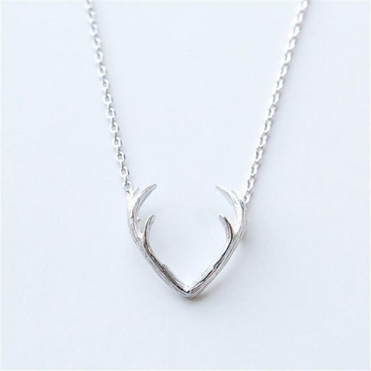 Popular Jewelry Girls Necklace Small Animal Elk Pendant Antlers Clavicle Chain Jewelry