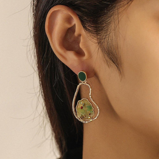 Irregular geometric fashion hollow green aventurine crushed stone earrings personality dripping oil gourd earrings