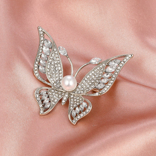 Fashion Diamond Butterfly Brooch High-grade Fresh Alloy Badge Retro Brooch Clothing Accessories
