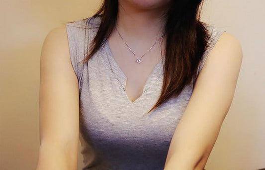 Fashion Design Simple and Exquisite Ladies Necklace Personality Zircon Pendant Clavicle Chain Boutique