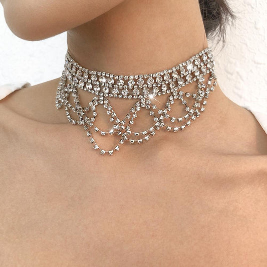 N95 Fashion Personality Beam Necklace Full Diamond Super Flash Lace Clavicle Chain Banquet Design Sense Necklace Women