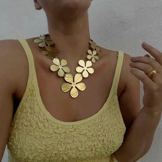 Jewelry Fashion Metal Big Flower Stitching Clavicle Necklace Personality Trendy Geometric Chain Necklace