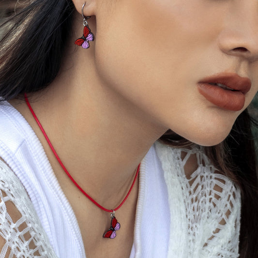 Jewelry simple dripping oil small butterfly pendant necklace female color pastoral pendant wax thread necklace