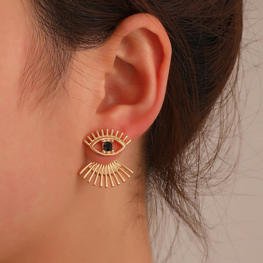 Retro Exaggerated Eye Earrings Female Fashion Simple Ethnic Eyelash Stud Earrings