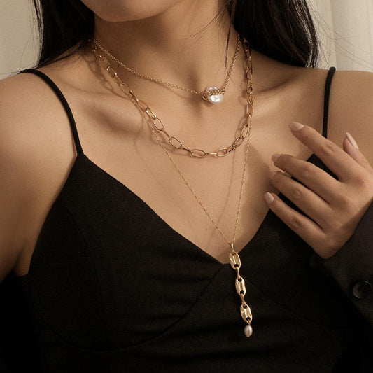 Baroque Shaped Pearl Necklace Pig Nose Chain Three-layer Jewelry Clavicle Chain Frosty Necklace Female Pearl Pendant