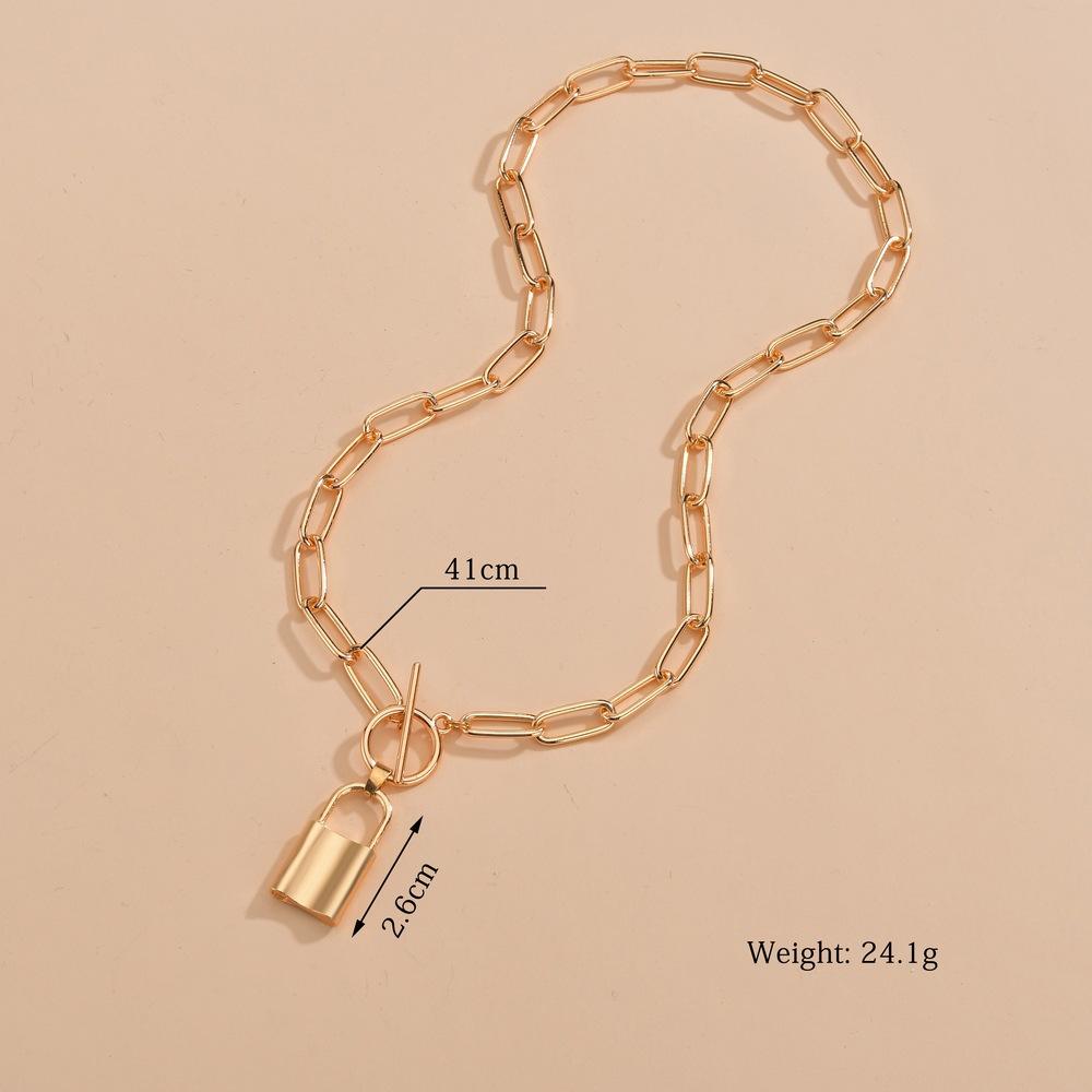 Jewelry Creative Fashion Geometric Element Personality Necklace Retro Key Lock Pendant Necklace Ladies