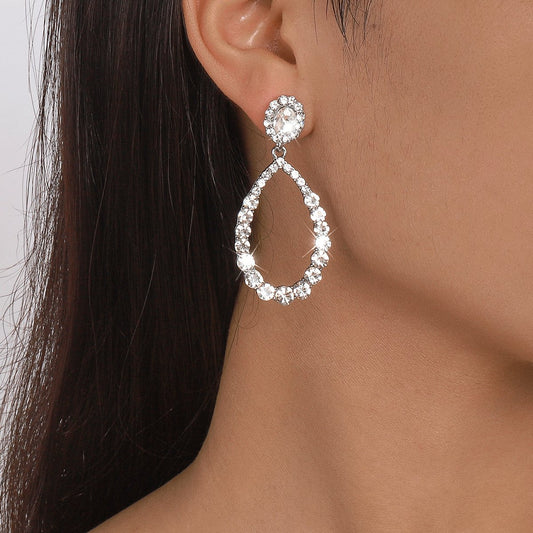 E1678 French light luxury retro simple pearl earrings rhinestone temperament personality niche design earrings