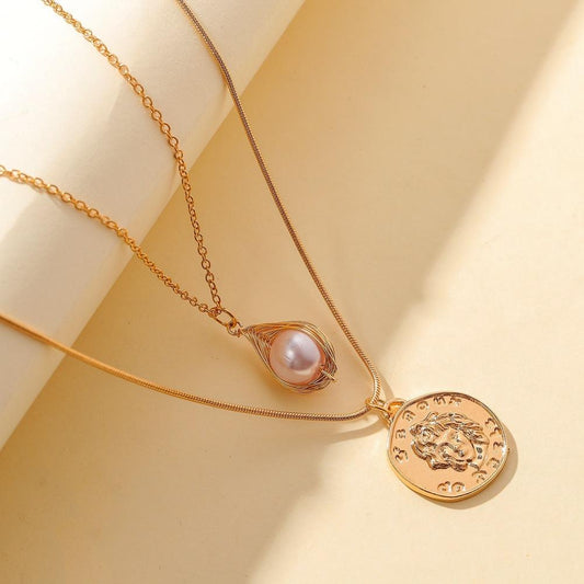 Fashion Portrait Embossed Coin Round Tag Tag French Vintage Mother-of-pearl Snake Bone Double Layer Necklace