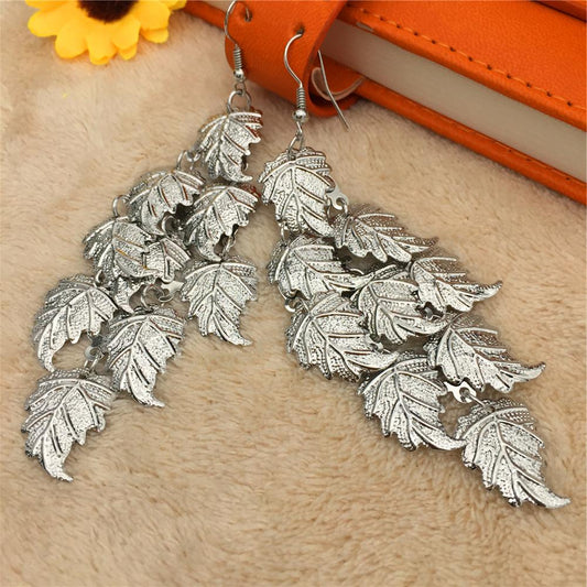 Direct Supply Fashion Metal Leaf Ladies Earrings Pop Earrings