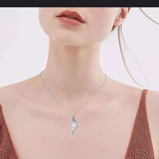 Explosive Mermaid Tail Pearl Pendant Necklace Female Niche Design Sense Jewelry Jewelry Gift