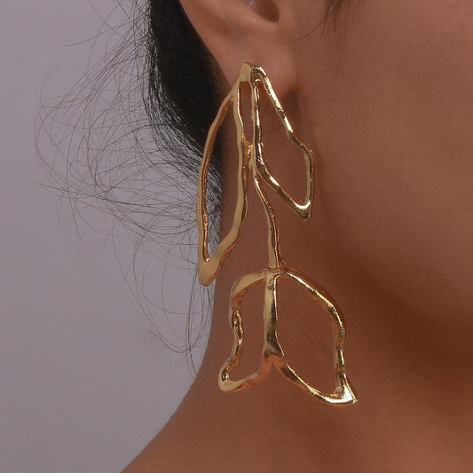 E1359 Personality Net Red Accessories Metal Hollow Flower Leaf Earrings Exaggerated Retro Long Earrings