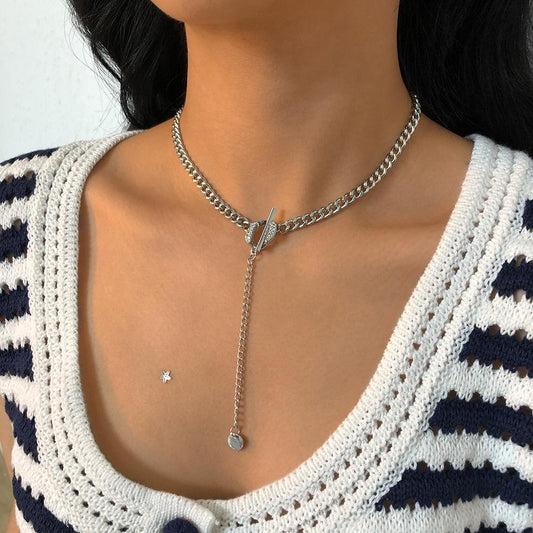 N937 fashion temperament round plate necklace micro-inlaid geometric OT buckle back chain simple niche creative necklace female