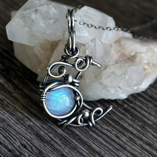 Summer Jewelry Moonstone Pendant Necklace Women Vintage Bohemian Moon Jewelry