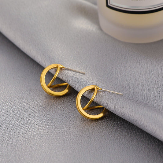 Retro fashion matte hollow C-shaped earrings female ins indifferent niche design geometric irregular earrings