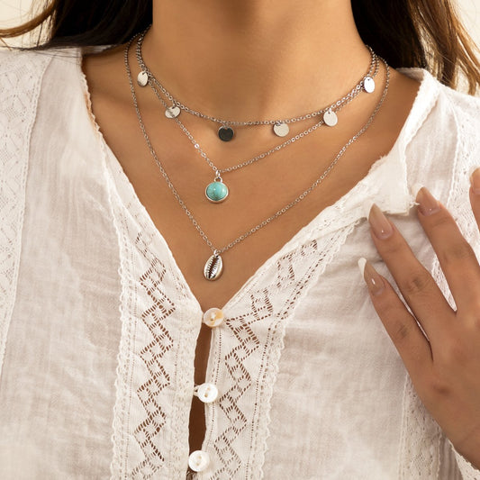 Ornament Vintage Ethnic Turquoise Pendant Necklace Simple Metal Sequin Shell Necklace Women