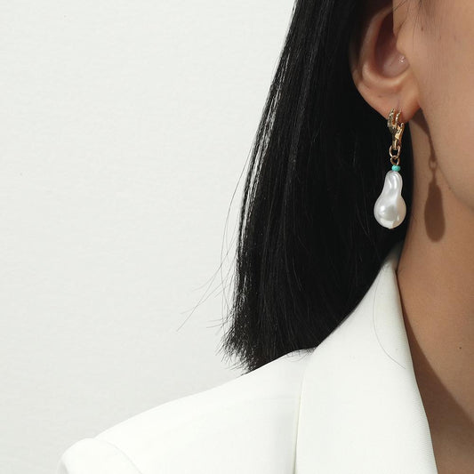 Design palm earrings temperament baroque irregular pearl pendant personality simple jewelry