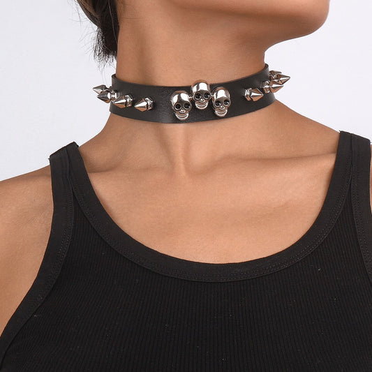 N1837 Exaggerated Leather Personality Collar Gothic Skull Spider Halloween Geometric Rivet Necklace