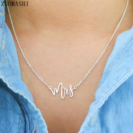 English Mrs Necklace Female Titanium Steel Small Letter Clavicle Chain Bridesmaid Gift
