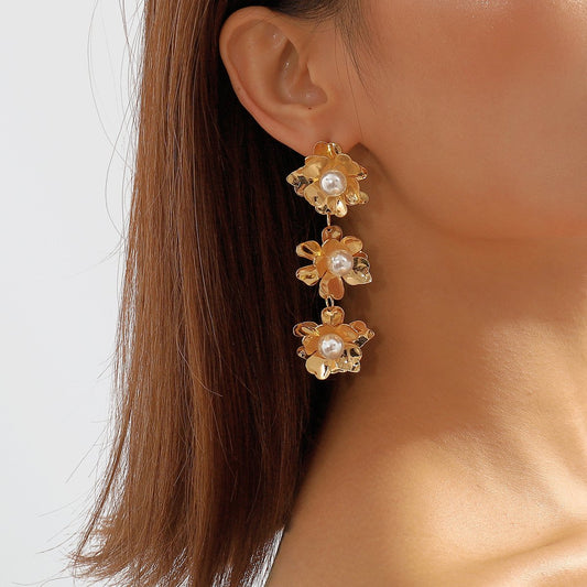 E118 Simple three-dimensional metal flower earrings cold design pearl long temperament earrings
