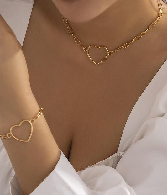 Jewelry Versatile Hollow Geometric Necklace Simple Cross Chain Heart Shape Single Layer Clavicle Necklace Women