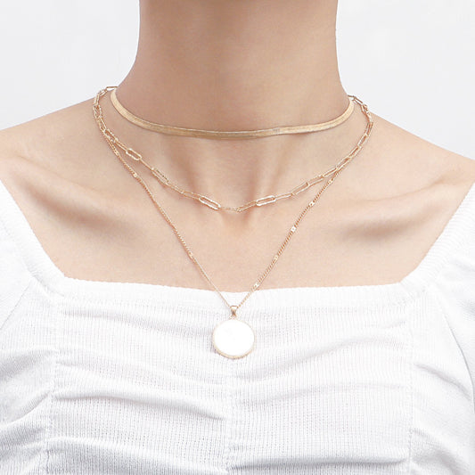 Jewelry trend multi-layer flat snake chain imitation mother-of-pearl pendant necklace female niche high-end necklace light luxury