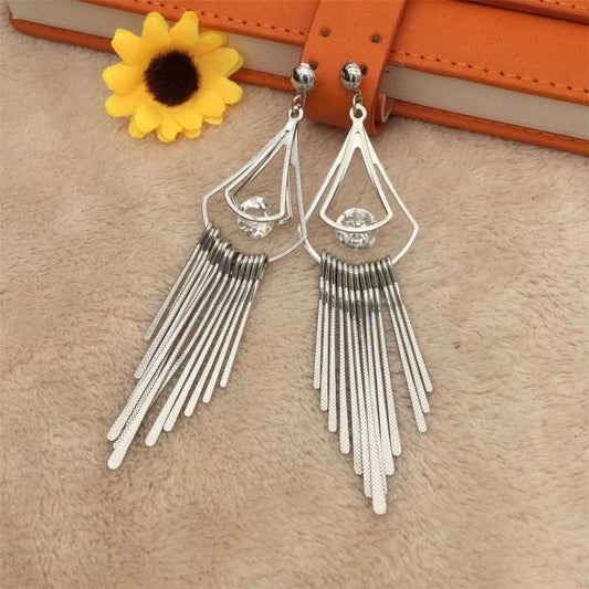 Water drop imitation zircon tassel ladies earrings fine grain metal ring earrings popular exaggerated night earrings