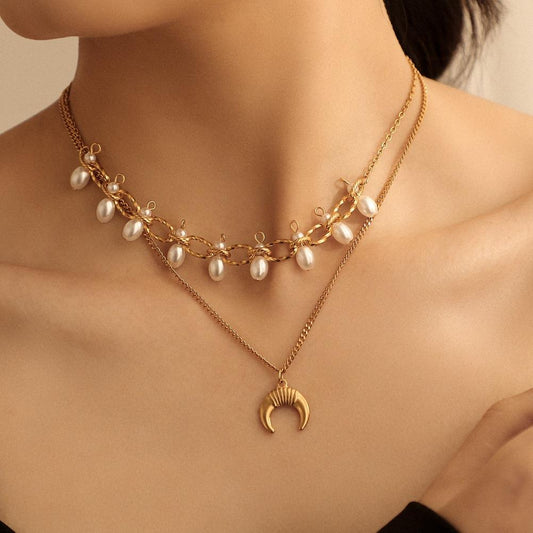 Fashion personality stainless steel double gold curved moon pendant cold titanium steel pearl necklace collarbone chain