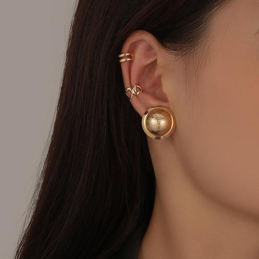 Design sense hat set earrings French temperament small gold ball earrings love ear clip female KC gold metal ear jewelry