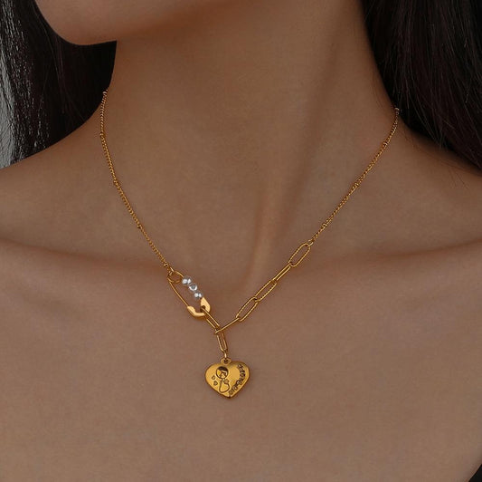 Stainless Steel Gold Brooch Pearl Love Sister Pendant Titanium Steel Cool Sexy Heart Shaped Clavicle Necklace For Women
