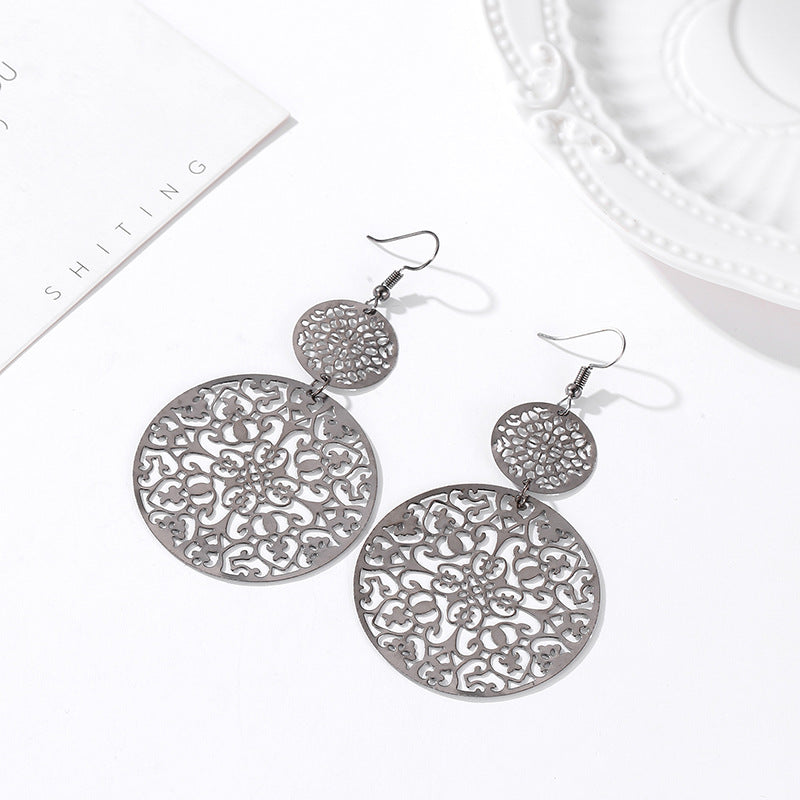 Fashion Earrings Retro Hollow Disc Frosted Earrings Palace Ethnic Carved Earrings