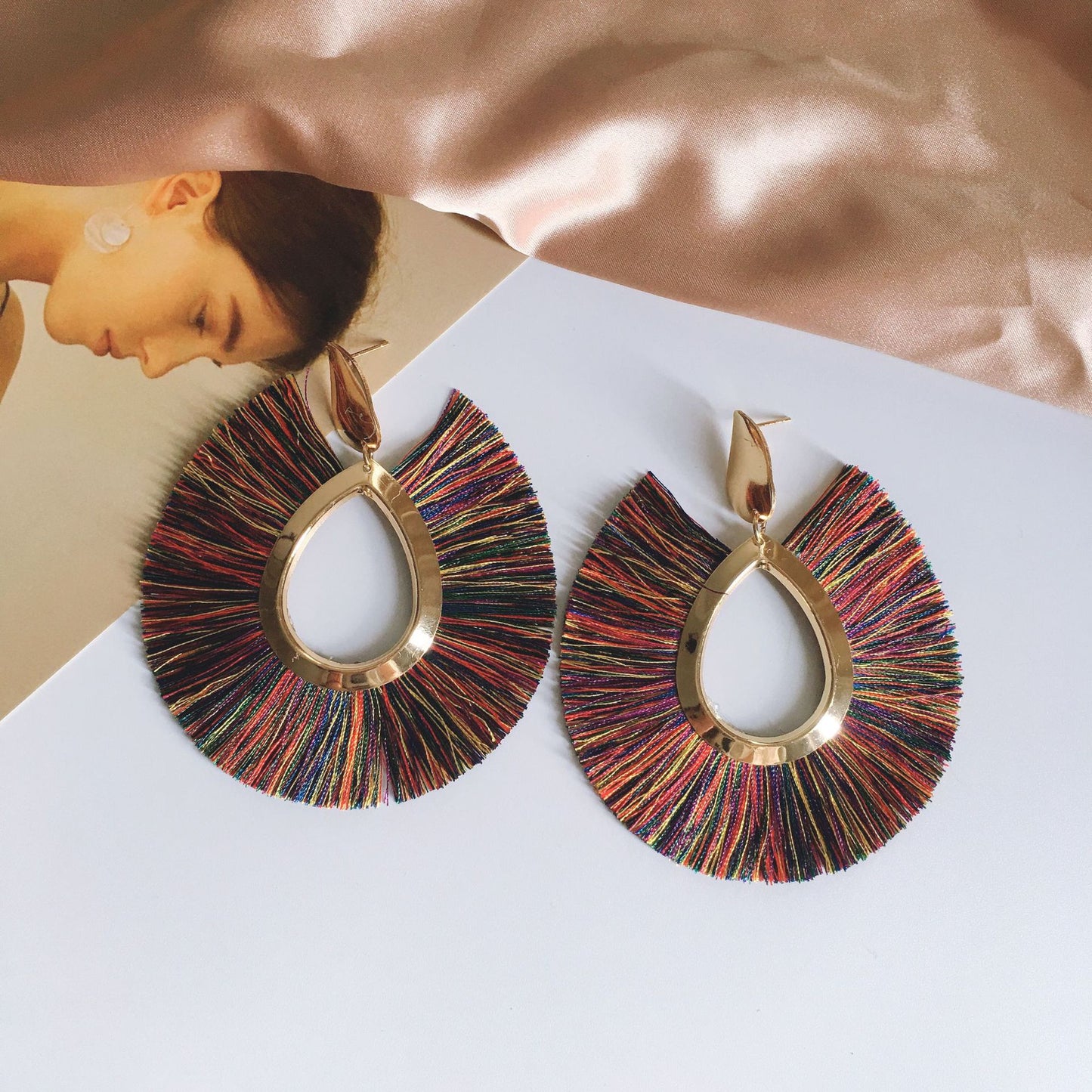 Leaf Tassel Exaggerated Earrings Retro Water Drop Fan-shaped Earrings Fashion Autumn and Winter Earrings