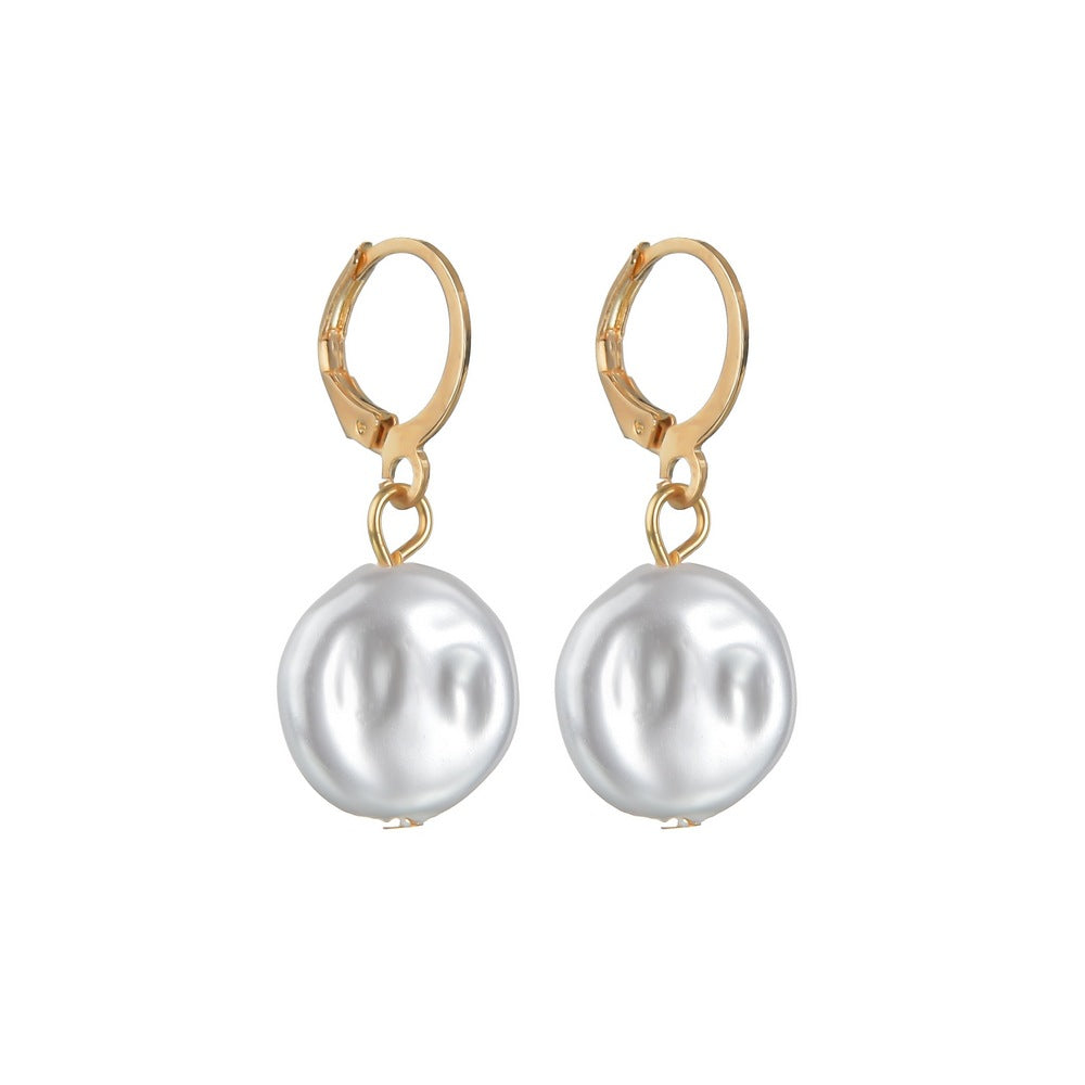 Popular Round Buckle Earrings Fashion Simple Peach Heart Shaped Pearl Earrings Accessories