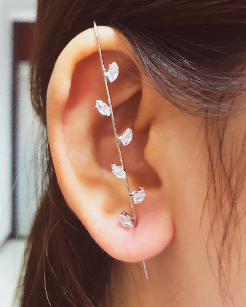 Cold inlaid diamond ear hanging personality simple piercing ear needle female lightning leaf auricle slash earrings