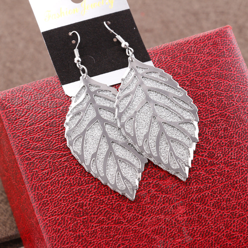 Hot Jewelry Small Leaf Earrings Female Oval Earrings