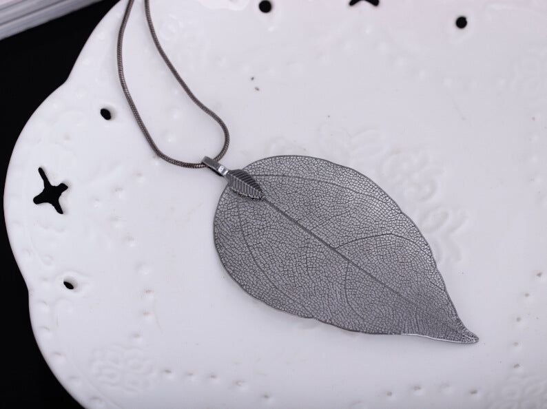 Real leaf specimen necklace fashion simple leaf pendant sweater chain necklace jewelry