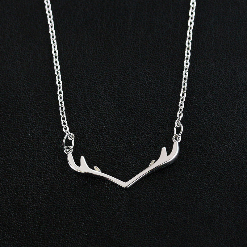 Small Fresh Simple Sweet Little Antler Christmas Necklace Clavicle Chain Cute Female Short Money Ornament