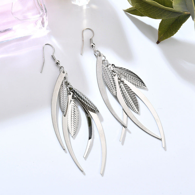 Vintage earringsCreative alloy leaf earringsPersonalized earrings