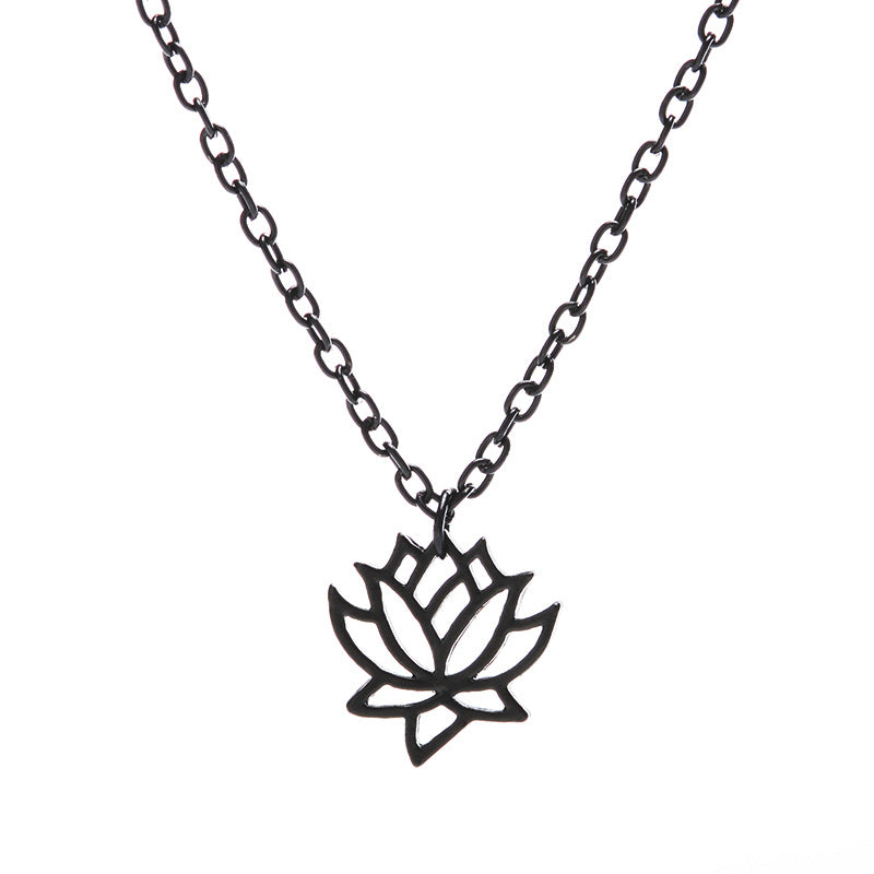 Fashion Simple Hollow Lotus Necklace Clavicle Chain Alloy Plating Three-color Lotus Jewelry Russian Jewelry