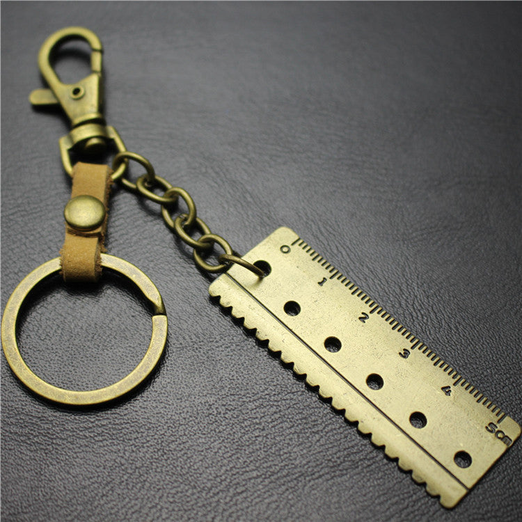 Accurate 5cm scale key chain cowhide middleware connection dog buckle key ring Korean wave jewelry bag pendant