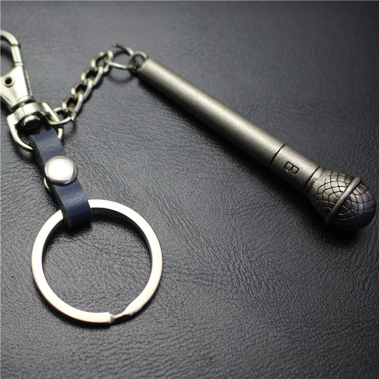 Long handle microphone microphone keychain antique silver bronze key ring jewelry bag pendant pendant
