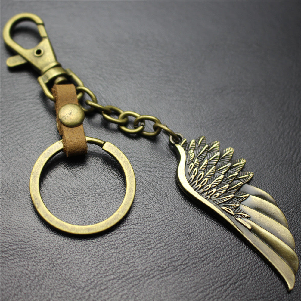 High-quality brushed retro alloy angel wings pendant leather key chain clothing accessories car key ring