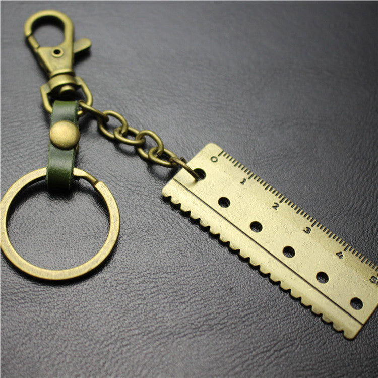 Accurate 5cm scale key chain cowhide middleware connection dog buckle key ring Korean wave jewelry bag pendant