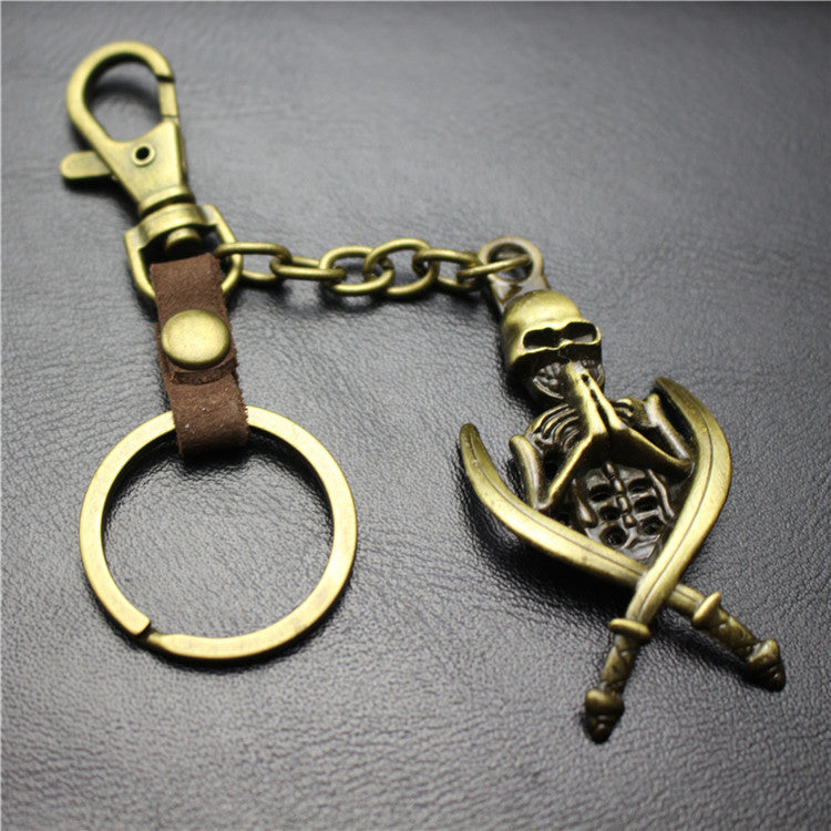 Double Sword Reaper Skull Alloy Pendant Leather Keychain Retro Key Ring Pendant Gift