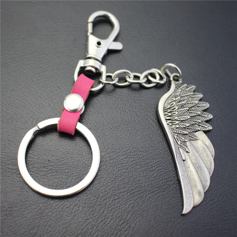 High-quality brushed retro alloy angel wings pendant leather key chain clothing accessories car key ring