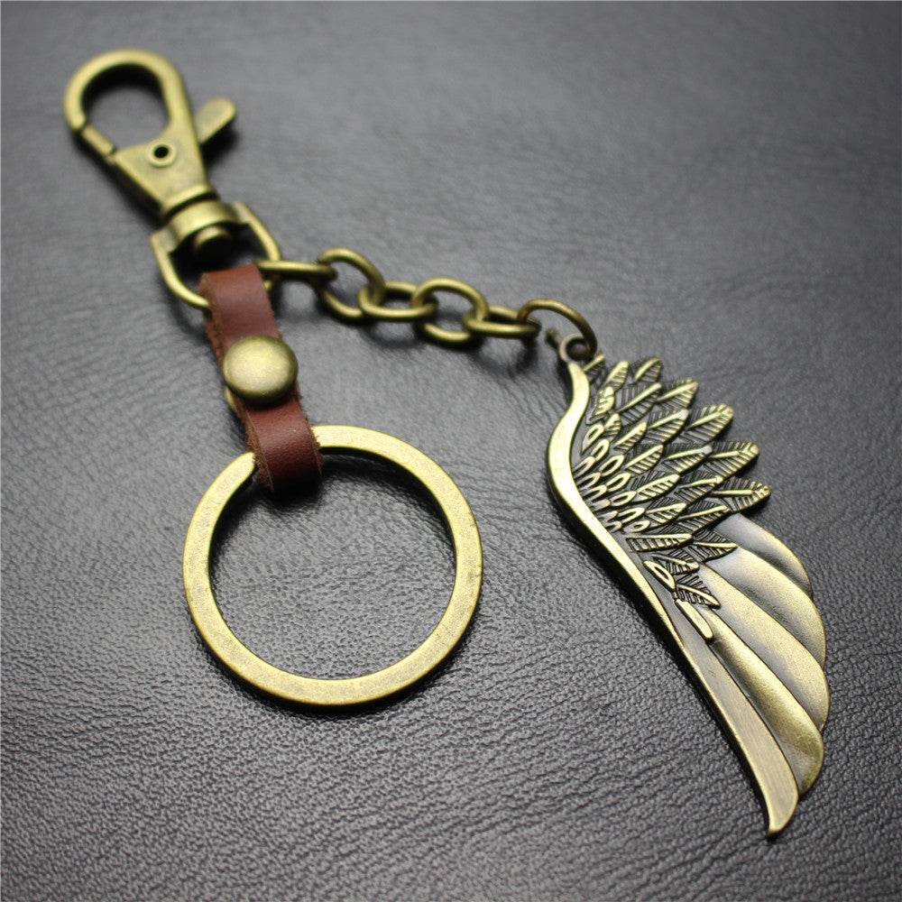 High-quality brushed retro alloy angel wings pendant leather key chain clothing accessories car key ring