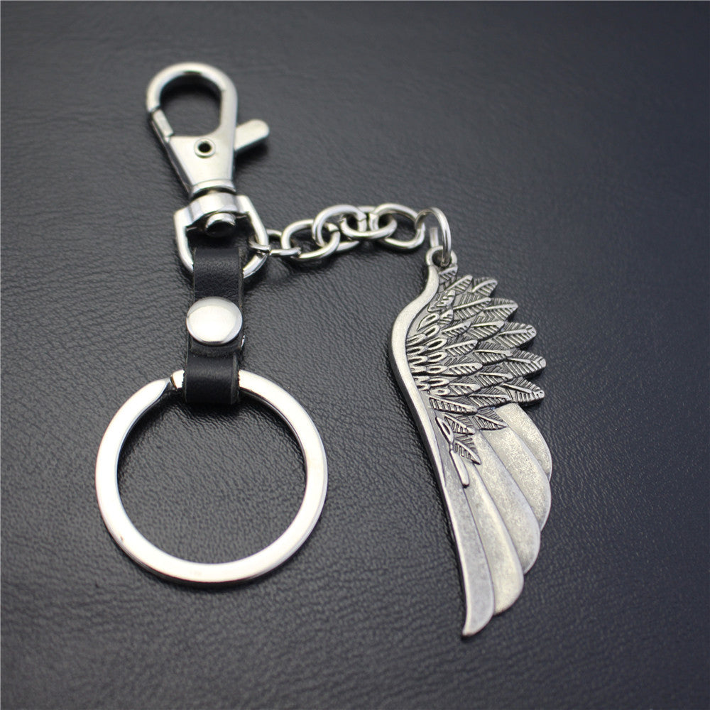 High-quality brushed retro alloy angel wings pendant leather key chain clothing accessories car key ring