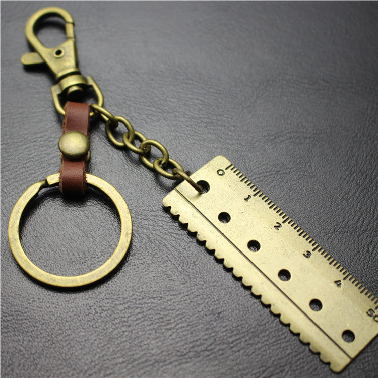 Accurate 5cm scale key chain cowhide middleware connection dog buckle key ring Korean wave jewelry bag pendant