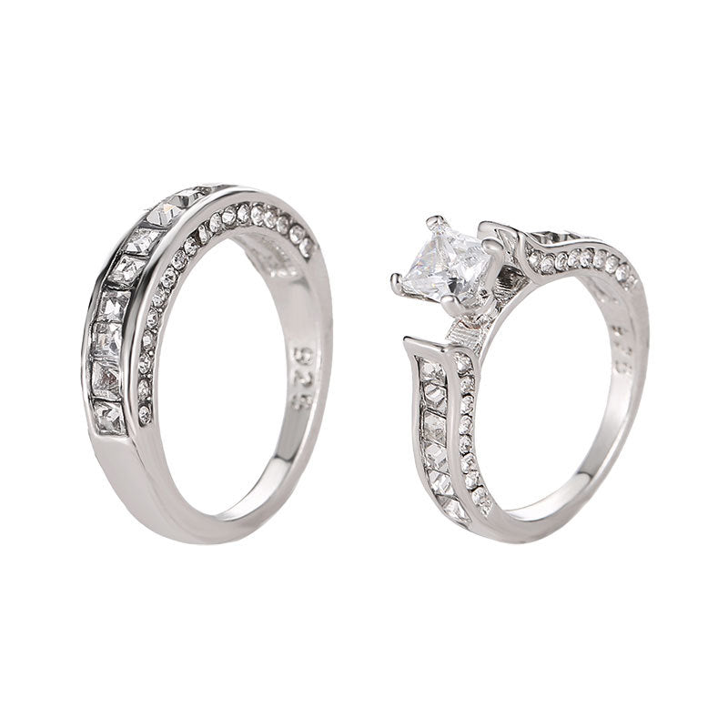 Diamond-encrusted zircon ring men and women fashion temperament metal geometric couple index finger ring personality ring